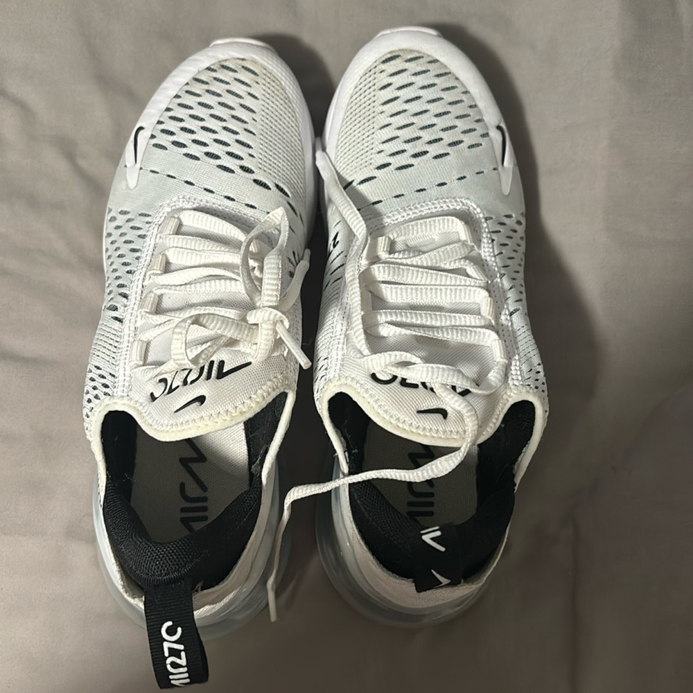 Nike airmax 270s